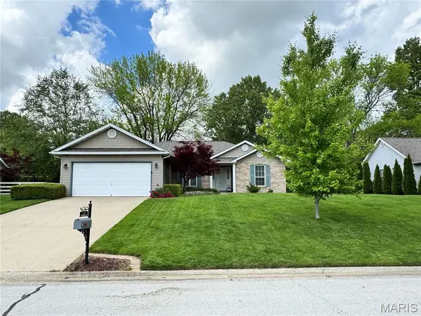 3241 TANGLEBROOK DR, Belleville, IL 62221