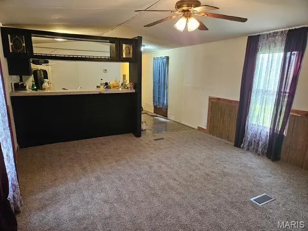 4675 County Road 1340, Pomona, MO 65789