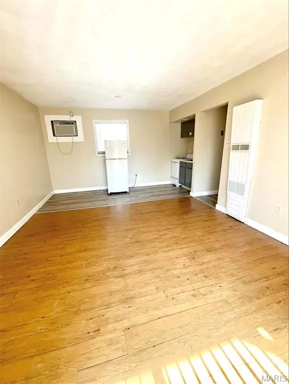 9902 W MAIN ST #4, Belleville, IL 62223