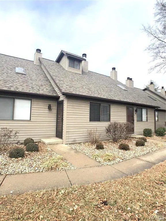 435 PONDEROSA AVE #6, O'fallon, IL 62269