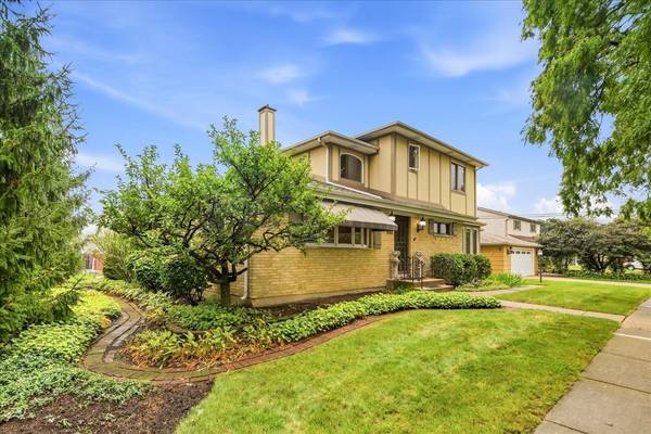 455 N Joyce ST, Lombard, IL 60148