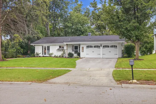 2S300 Lawler LN, Lombard, IL 60148