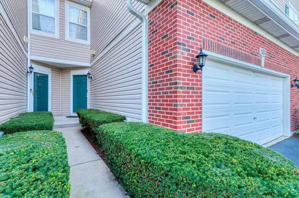 321 Grape Vine TRL, Oswego, IL 60543