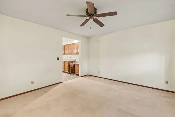 3113 Welshire DR, Bettendorf, IA 52722