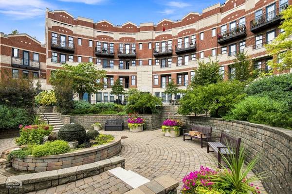 7768 N Sheridan RD #1, Chicago, IL 60626