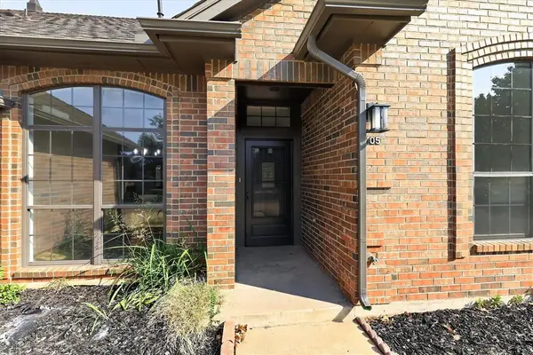 705 NW 143rd ST, Edmond, OK 73013