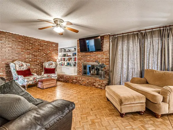 624 E 26th ST, Edmond, OK 73013