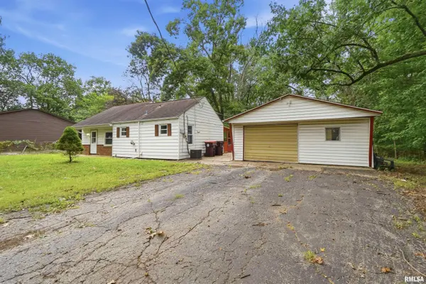 3104 W GLEN AVE, Peoria, IL 61615