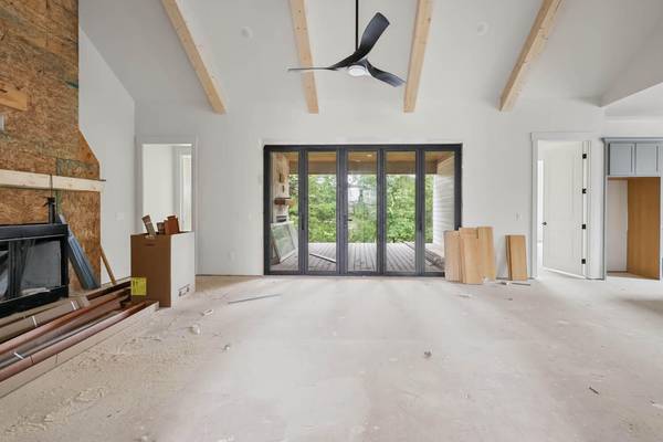 8063 Sir Oliphant Way, Ooltewah, TN 37363