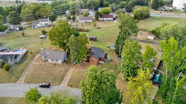 312 Sunrise Cir, Mount Juliet, TN 37122