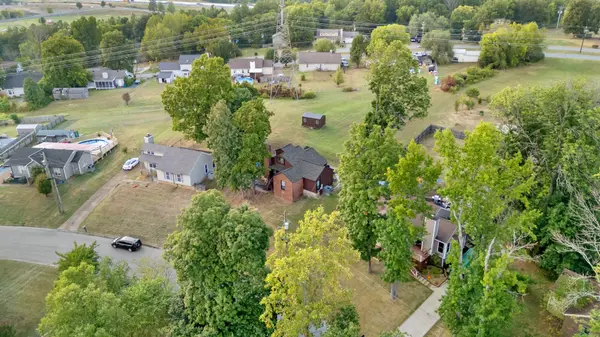 312 Sunrise Cir, Mount Juliet, TN 37122