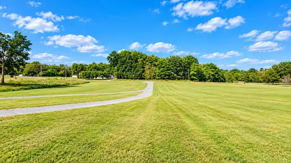1790 Double Log Cabin Rd, Lebanon, TN 37087