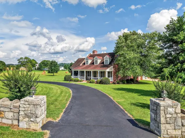 119 Herb Garden Dr, Fayetteville, TN 37334