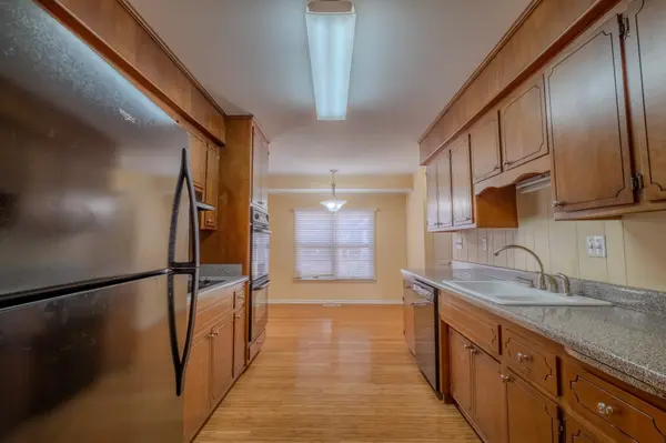 401 Twelve Oaks Rd, Tullahoma, TN 37388