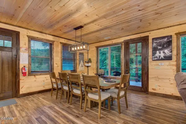 985 King Branch Road, Sevierville, TN 37876