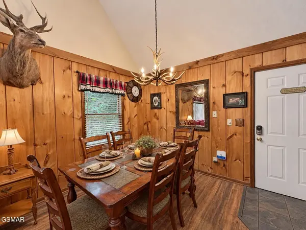 2120 Jeans Way, Sevierville, TN 37876