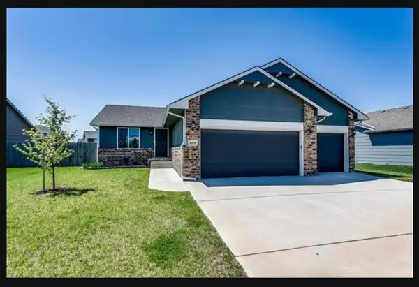 1470 N Aster St., Andover, KS 67002
