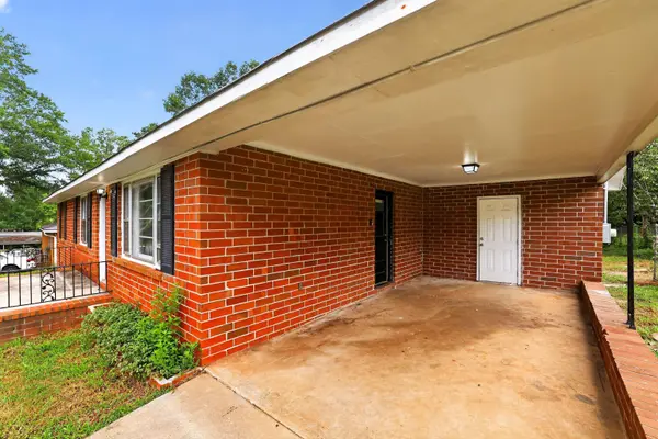 26 State RD, Greenville, SC 29611