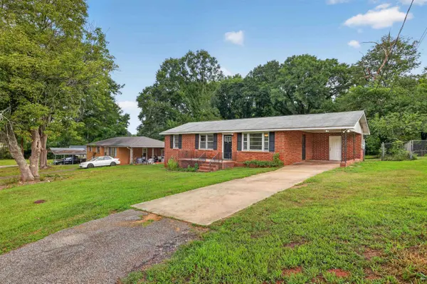 26 State RD, Greenville, SC 29611