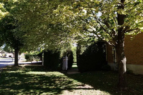 50 Wintergarden RD, London East, ON N5Y 5M3