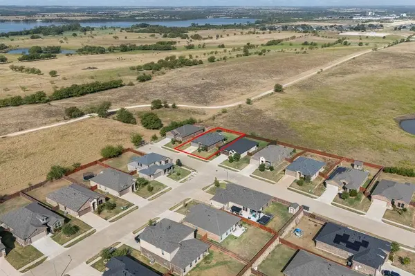 1924 Albany Lane, Cleburne, TX 76033