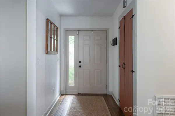 93 White Pine DR, Fletcher, NC 28732
