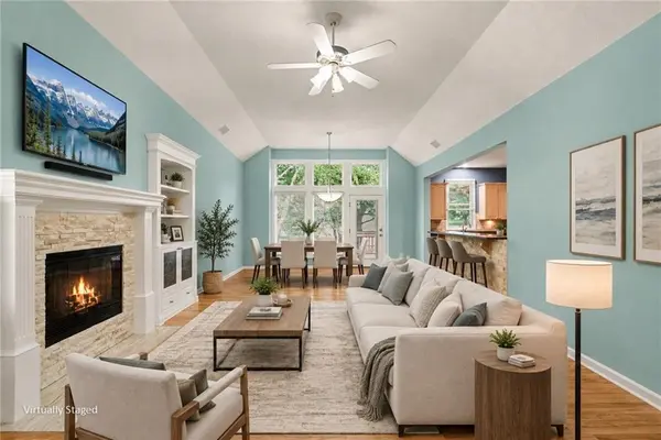 12625 Hauser ST, Overland Park, KS 66213