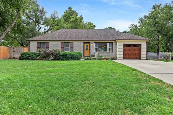 14115 W 93rd ST, Lenexa, KS 66215