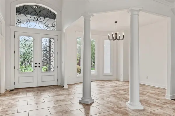 16004 Ballentine ST, Overland Park, KS 66062