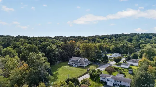 1 Parker DR, Mahopac, NY 10541