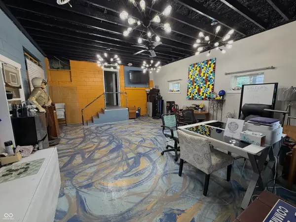 2421 Central, Indianapolis, IN 46205