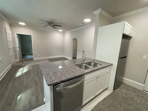 1940 E UNIVERSITY AVE, Gainesville, FL 32641