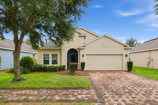 225 LAKESHORE DR, Davenport, FL 33837