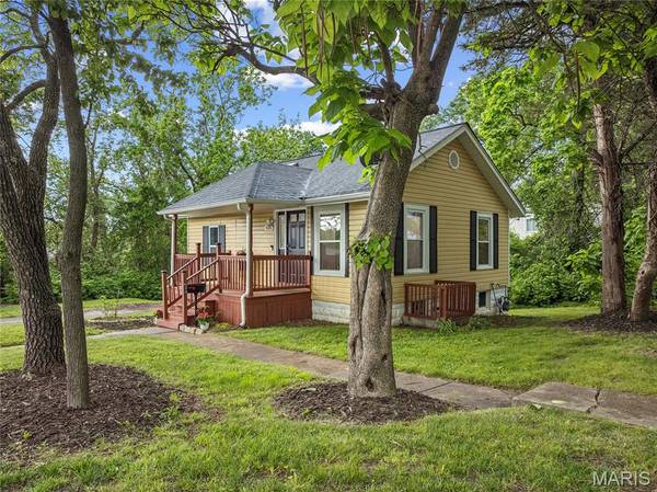 436 Meacham ST, Kirkwood, MO 63122
