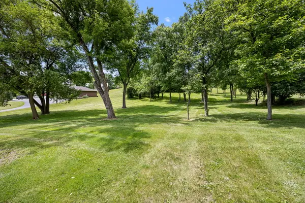 11S130 Madison ST, Burr Ridge, IL 60527