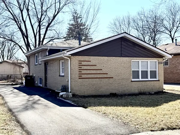 2217 W 156th PL, Markham, IL 60426
