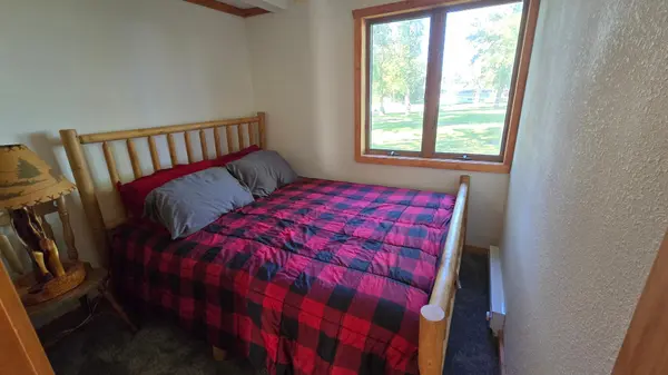 7433 US Highway 169, Garrison, MN 56450