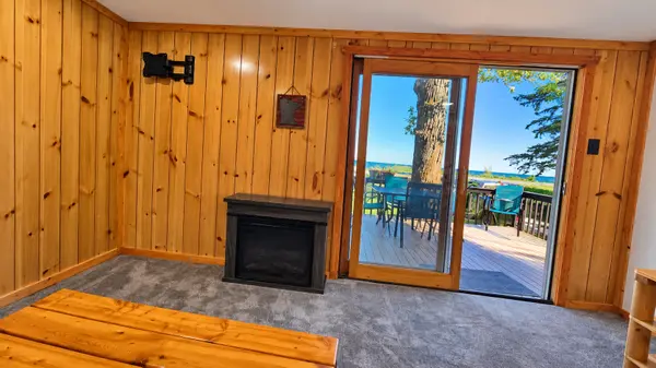 7433 US Highway 169, Garrison, MN 56450