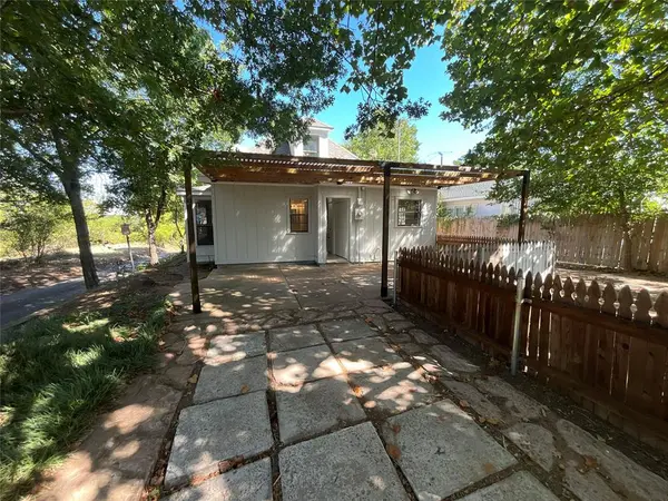 323 W 7th ST, Chandler, OK 74834