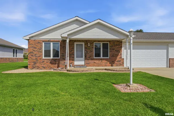 203 EASY ST, Washington, IL 61571
