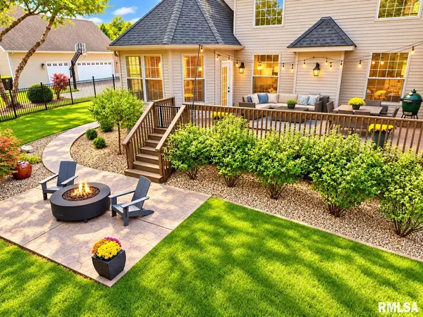 1825 AUTUMN RDG, Washington, IL 61571