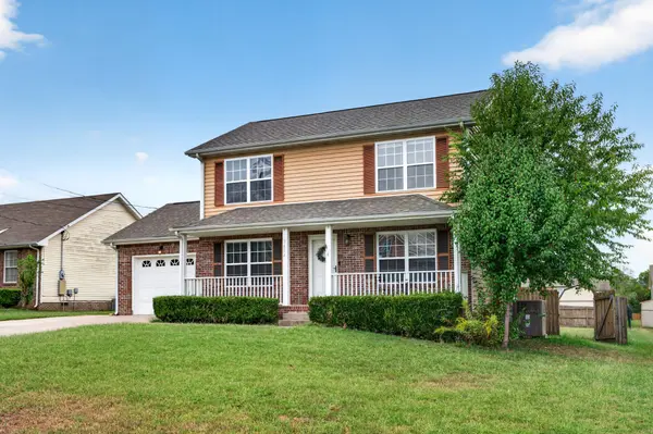 3414 Queensbury Rd, Clarksville, TN 37042