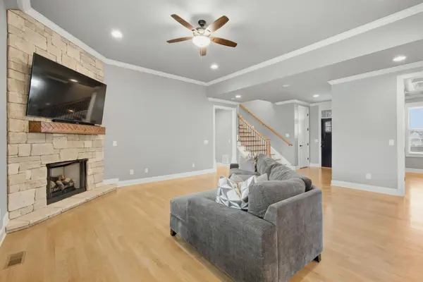 4009 Blackbird Ct, Spring Hill, TN 37174