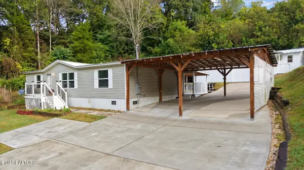 2321 W Copeland Drive, Powell, TN 37849