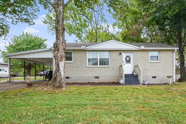 210 Alsup Dr, Springfield, TN 37172