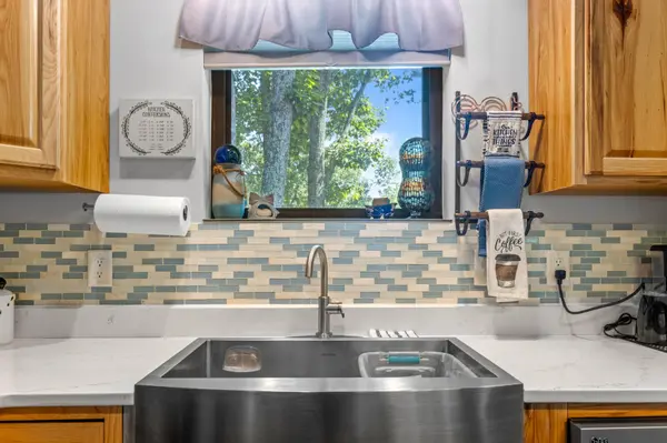 341 Acorn Gap Road, Sweetwater, TN 37874