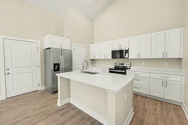 2719 Amelia Lane, Salina, KS 67401
