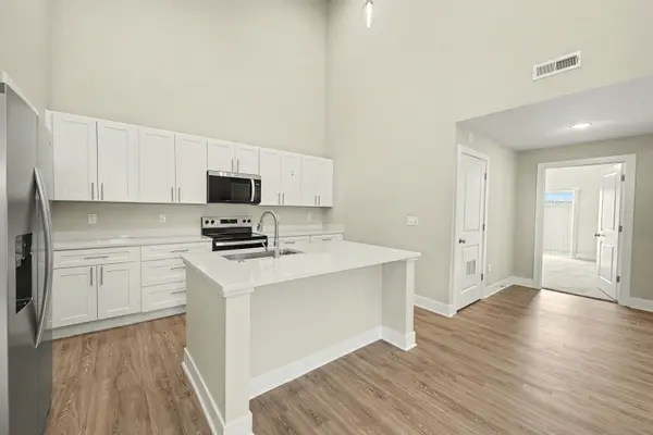 2719 Amelia Lane, Salina, KS 67401