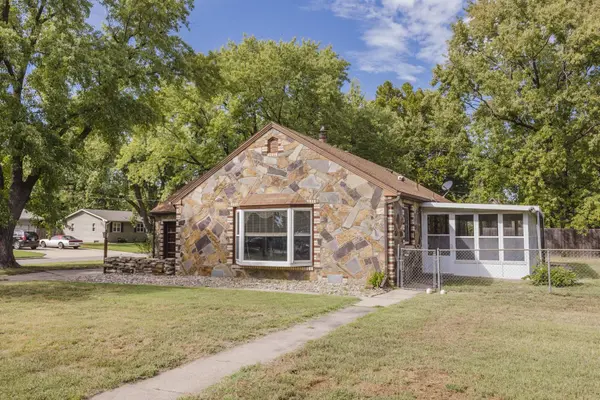 430 W Ninth, Newton, KS 67114