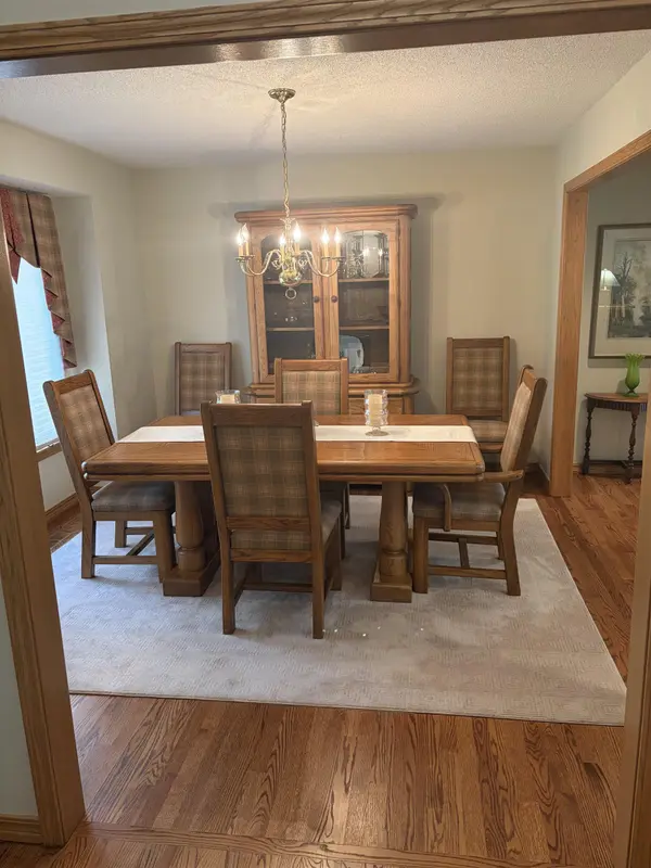 602 Ridge Point Dr, Mulvane, KS 67110
